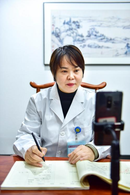 云太医互联网医院周书娟主任——治子宫肌瘤，需依靠人体自身的力量