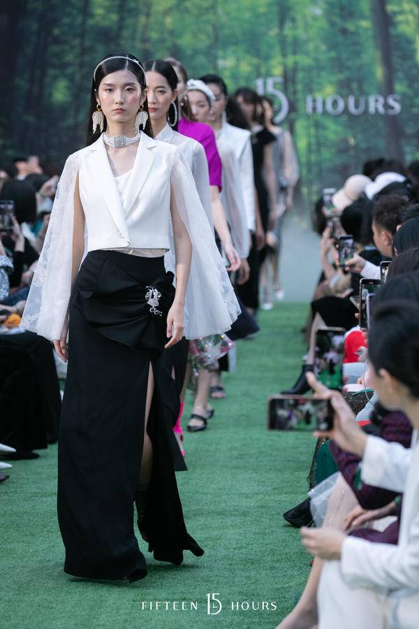 /uploads/2dd00f1d5afdfacd9a128445a248f5ab.jpg 世外秘境,重拾初心,15小时2021春夏新品发布会圆满落幕