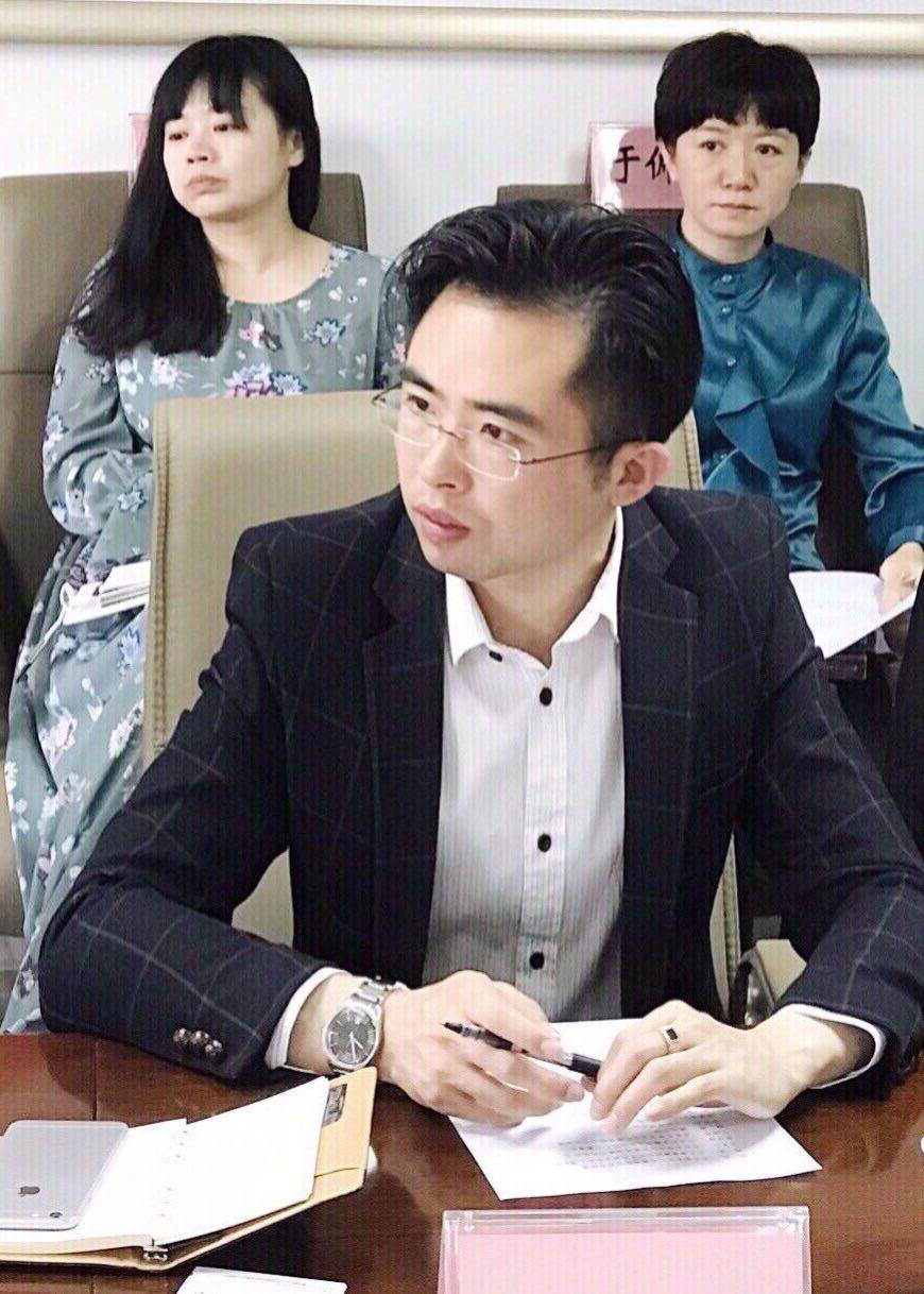 中国智慧工程研究会副会长张鸿志受邀与张家口市相关领导共商城市品牌发展