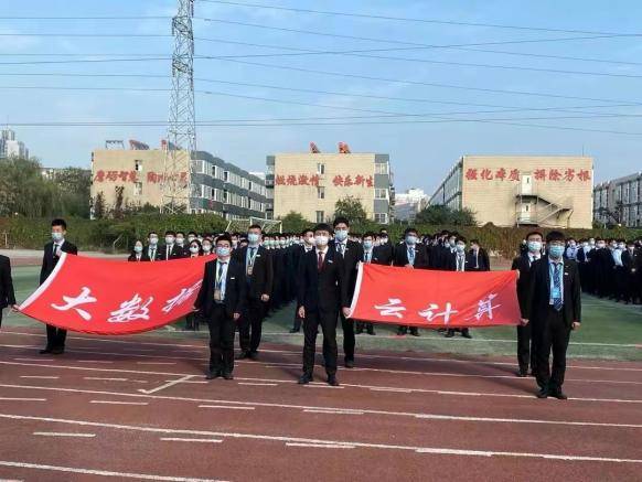 北京八维学校“硬核”教学 提升学子“软”实力