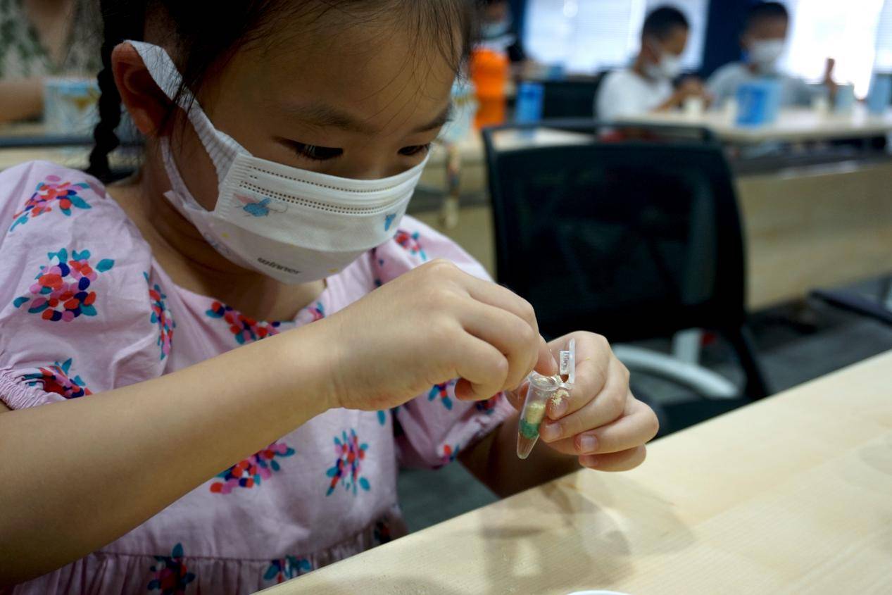 学生营养与健康科普宣传活动走进维他奶工厂，牵手共画“健康中国”美丽画卷