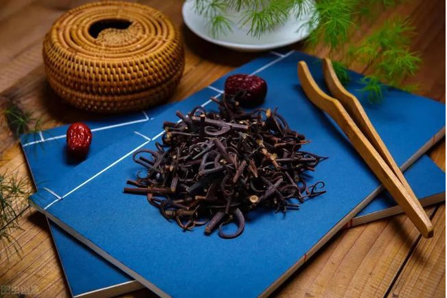 云太医心血管专家孟毅教授：是药三分毒，别吃那么多了！